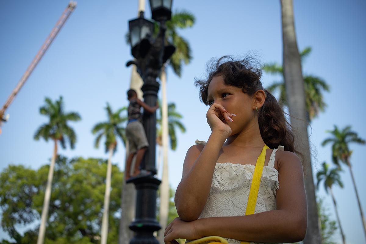 Infantes en el parque (Foto: Alina Sardiñas).