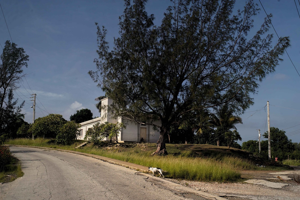 Iglesia católica de Nicaro, única del poblado (Foto: Néstor Poveda Amador).