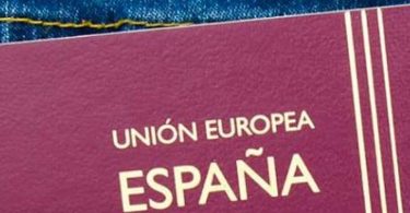 Detalle de pasaporte español