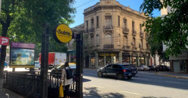 Subte E, Buenos Aires, Argentina.