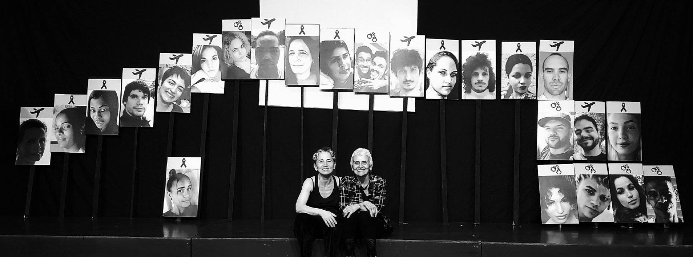 Nelda Castillo (directora y actriz) y Mariela Brito (actriz y teatróloga). Foto: Facebook El Ciervo Encantado